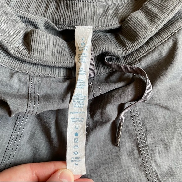 Lululemon Dance Studio crops grey size 6 unlined - Picture 3 of 9